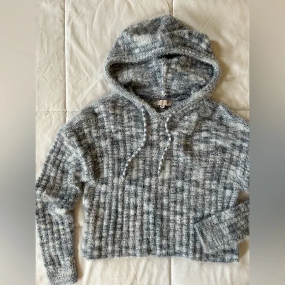 Y2K SO Light Blue Cropped Stretchy Ribbed Knit Sweater with Hood - Picture 3 of 7